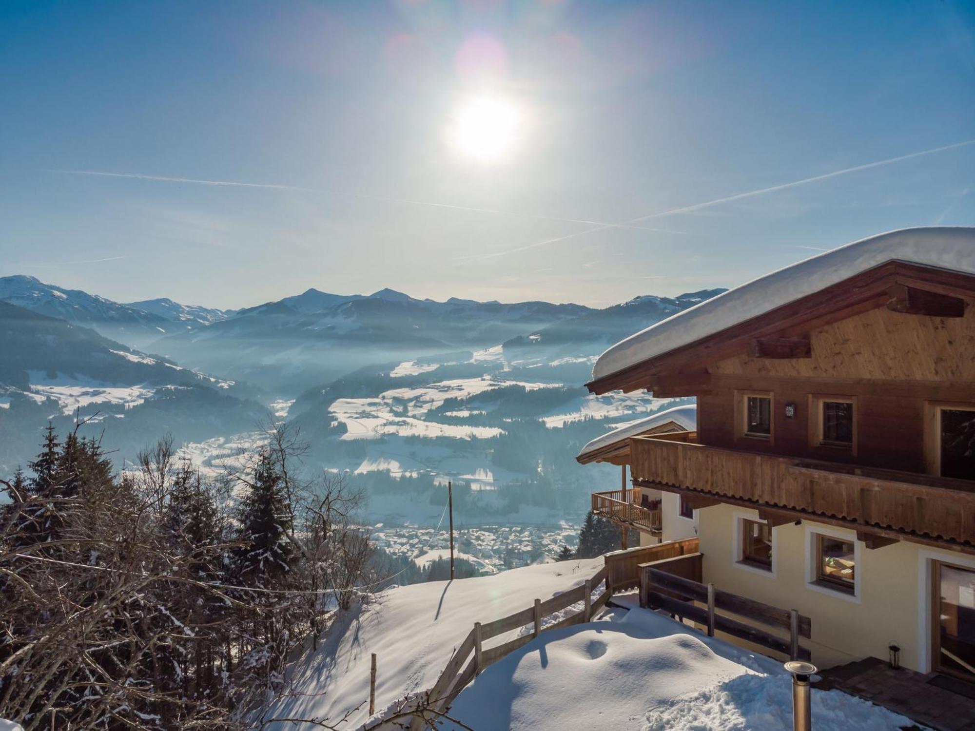 Chalet In Hopfgarten In Brixental With Hot Tub Hopfgarten im Brixental Exterior photo